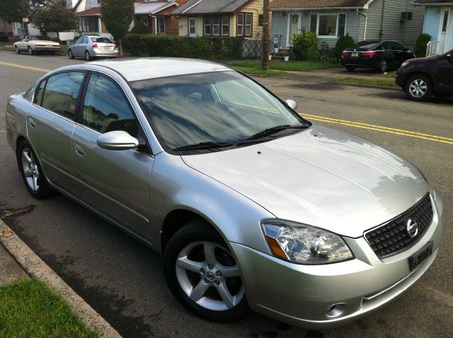 Nissan Altima 2005 photo 4