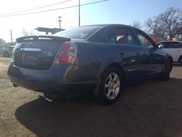 Nissan Altima 2005 photo 1