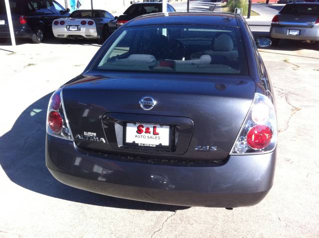 Nissan Altima 2005 photo 3