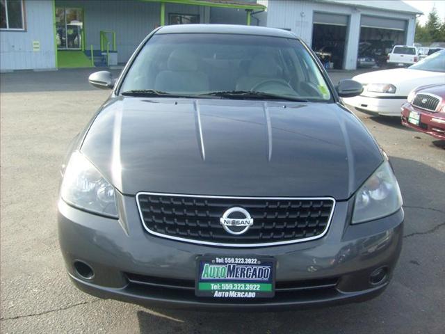 Nissan Altima 2005 photo 2