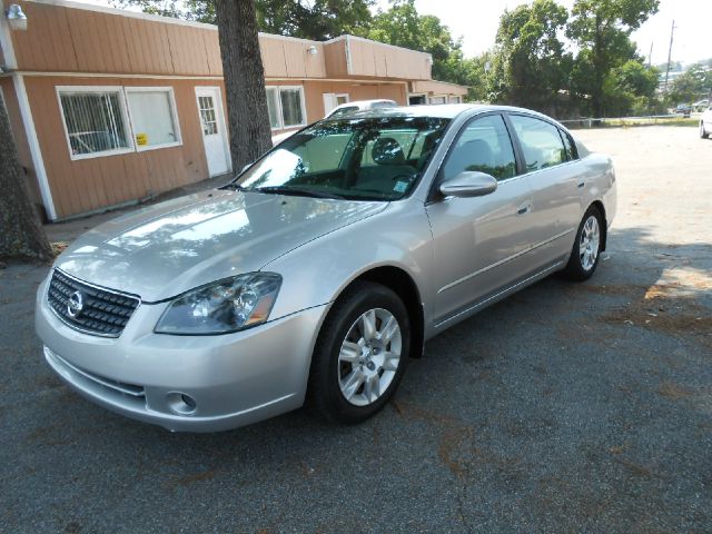 Nissan Altima 2005 photo 1