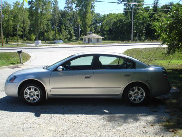 Nissan Altima 2005 photo 4