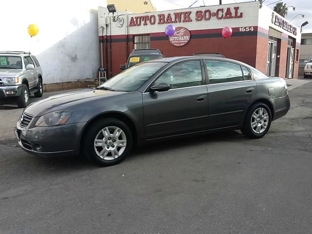 Nissan Altima 2005 photo 3