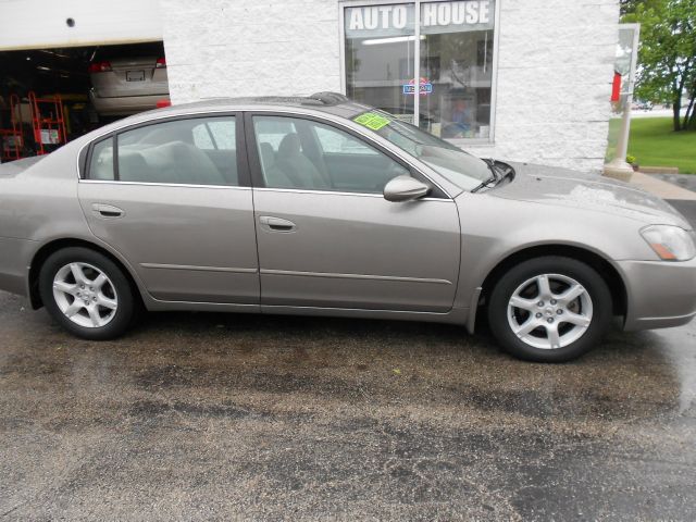 Nissan Altima 2005 photo 1