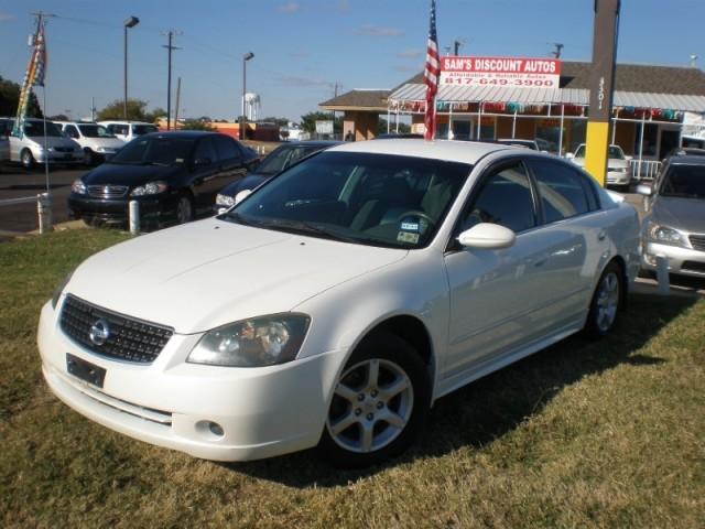 Nissan Altima 2005 photo 1