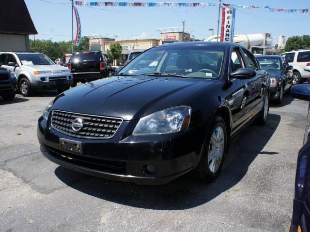 Nissan Altima 2005 photo 1