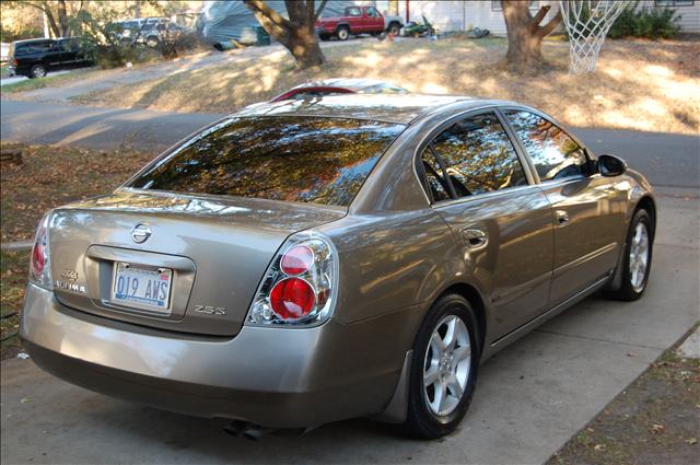 Nissan Altima 2005 photo 1