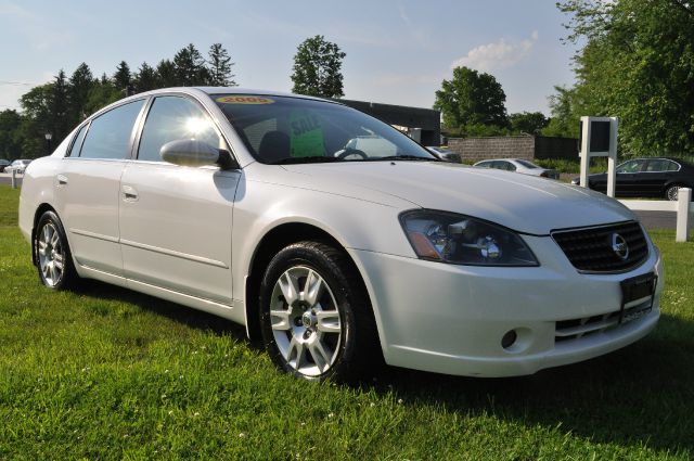 Nissan Altima 2005 photo 5