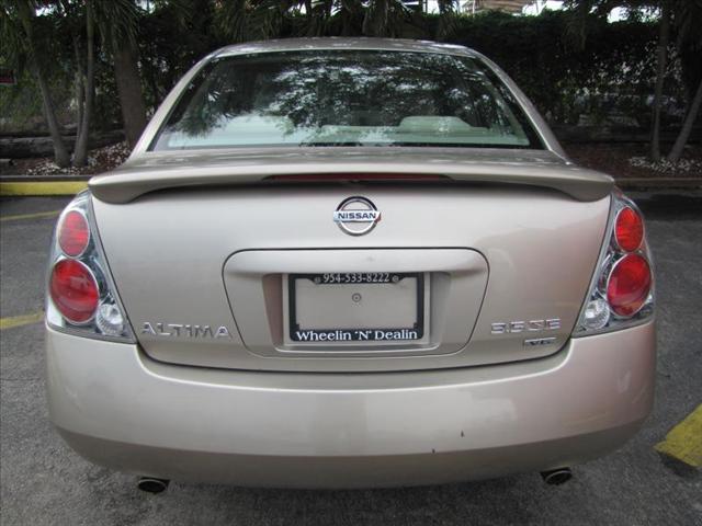 Nissan Altima 2005 photo 3