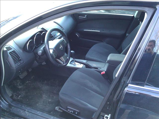 Nissan Altima 2005 photo 2