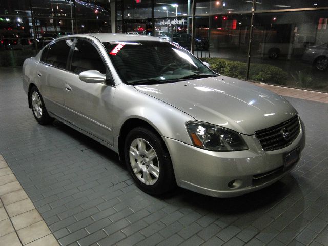 Nissan Altima 2005 photo 4