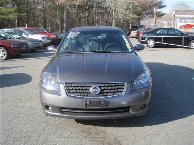 Nissan Altima 2005 photo 1