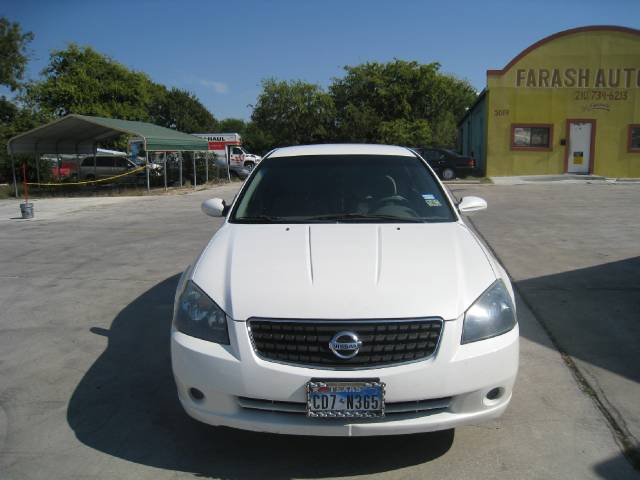 Nissan Altima 2005 photo 0