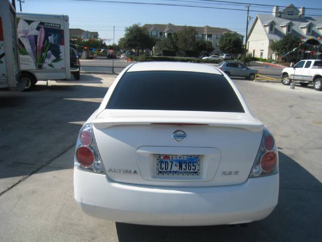 Nissan Altima 2005 photo 4