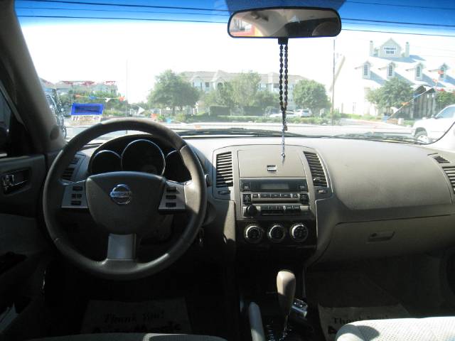 Nissan Altima 2005 photo 5