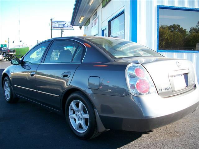 Nissan Altima 2005 photo 1