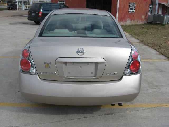 Nissan Altima 2005 photo 3