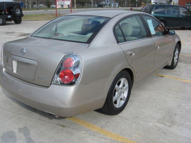 Nissan Altima 2005 photo 4