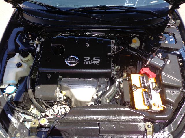 Nissan Altima 2005 photo 2