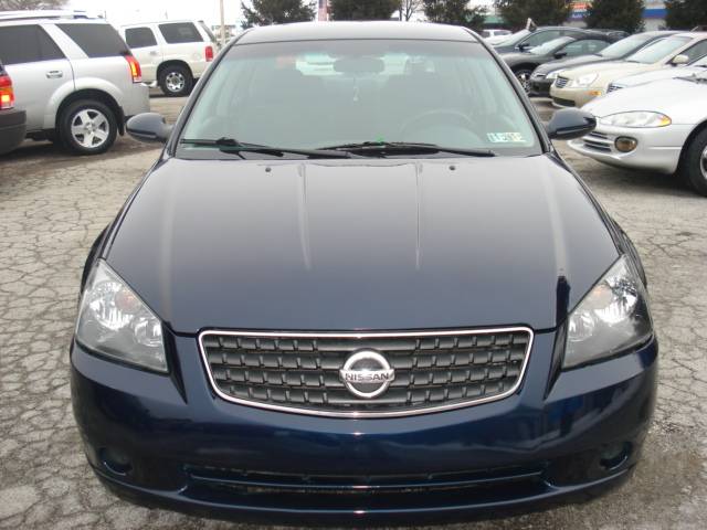 Nissan Altima LE Sedan