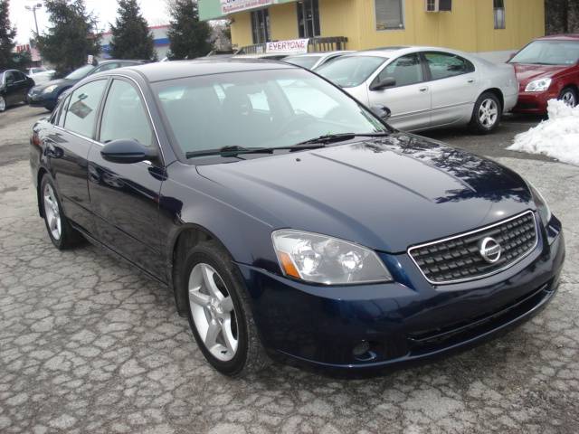 Nissan Altima 2005 photo 1