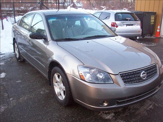 Nissan Altima 2005 photo 1