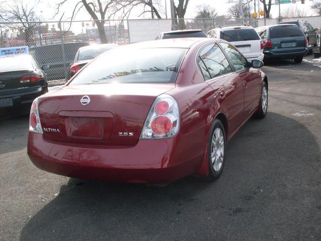 Nissan Altima 2005 photo 3