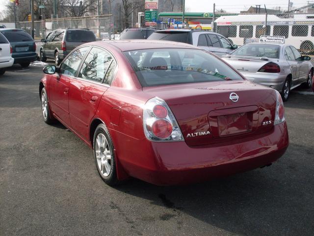 Nissan Altima 2005 photo 5