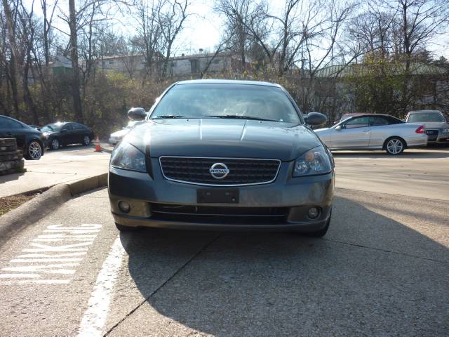 Nissan Altima 2005 photo 1