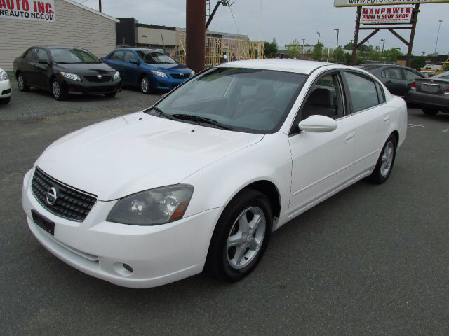 Nissan Altima 2005 photo 1