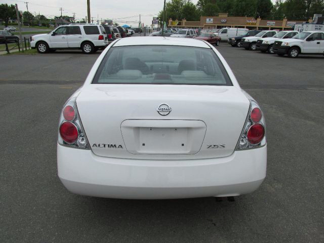 Nissan Altima 2005 photo 3