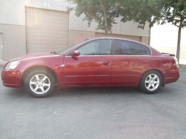 Nissan Altima 2005 photo 4