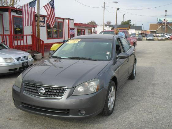 Nissan Altima 2005 photo 1