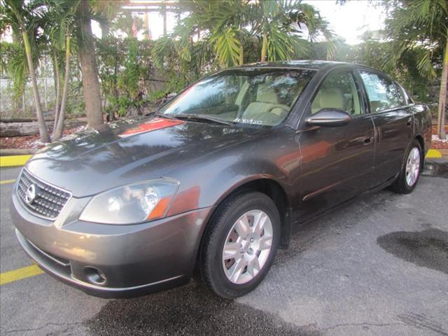 Nissan Altima 2005 photo 4