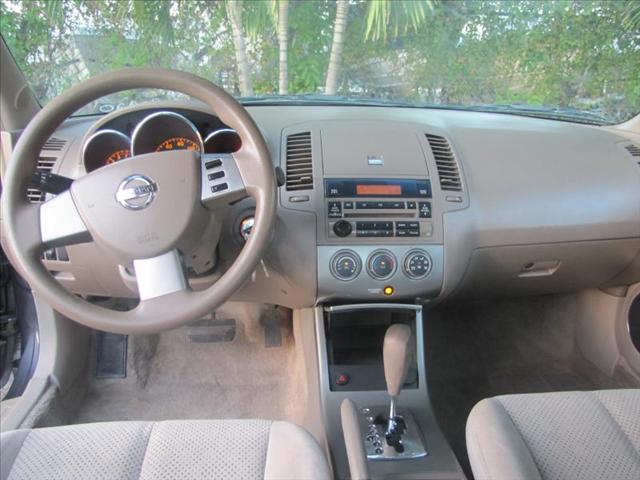 Nissan Altima 2005 photo 1