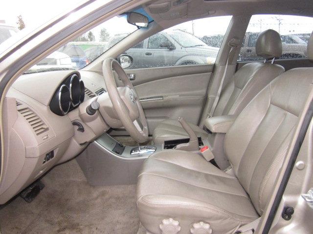 Nissan Altima 2005 photo 5