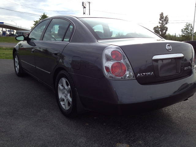 Nissan Altima 2005 photo 9