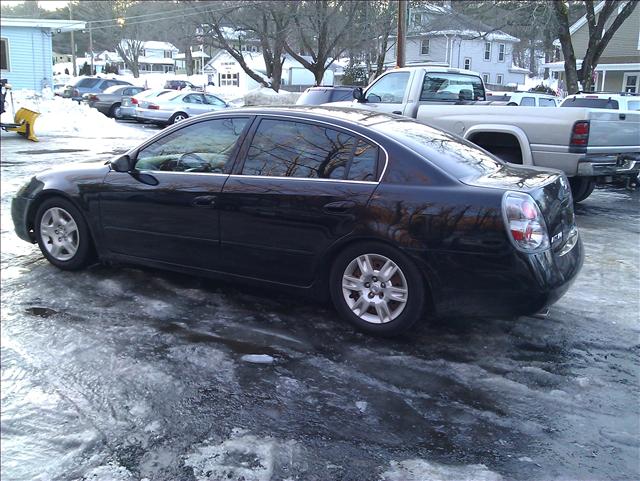 Nissan Altima 2005 photo 1