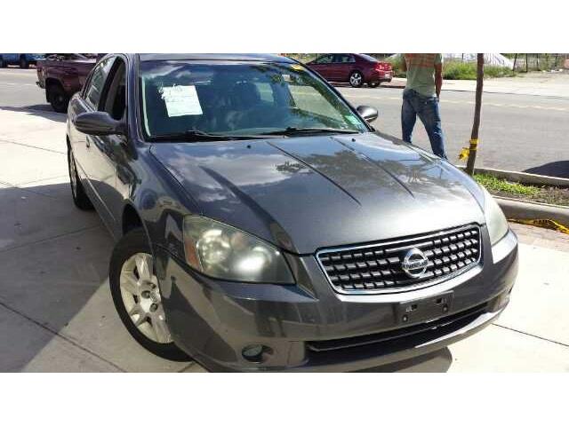 Nissan Altima 2005 photo 1