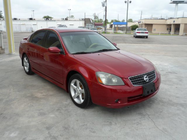 Nissan Altima 2005 photo 4