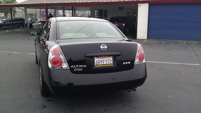 Nissan Altima 2005 photo 3