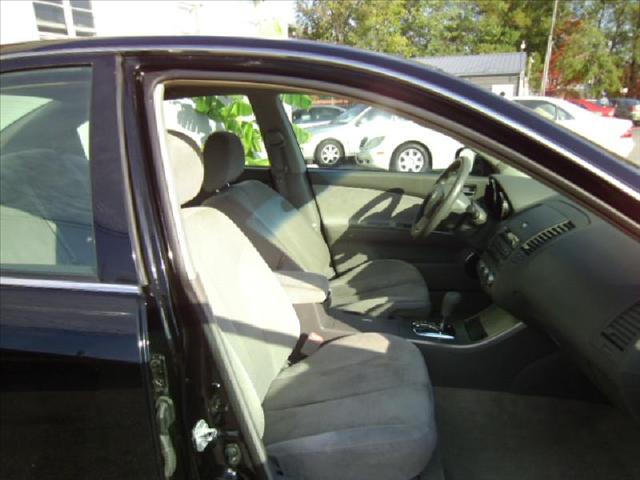 Nissan Altima 2005 photo 5