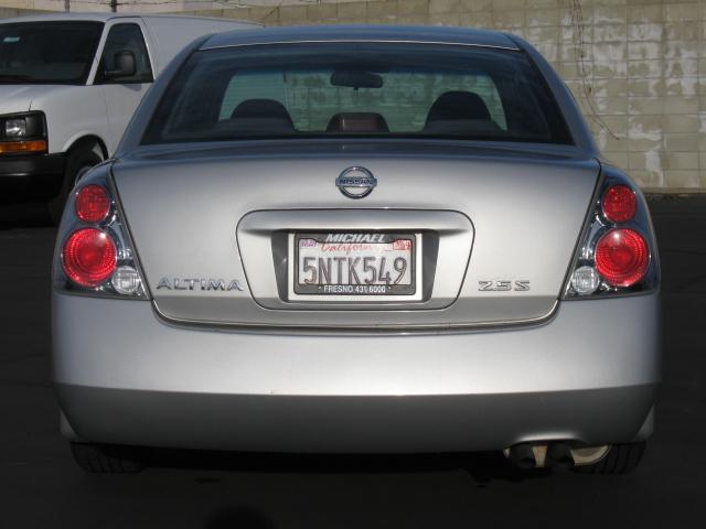 Nissan Altima 2005 photo 1