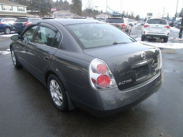 Nissan Altima 2005 photo 4