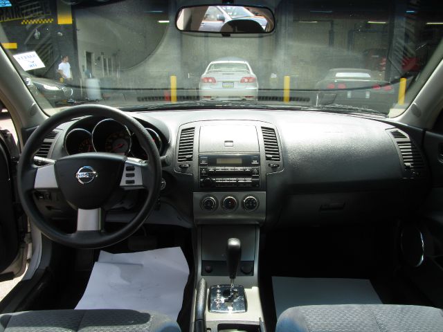 Nissan Altima 2005 photo 1