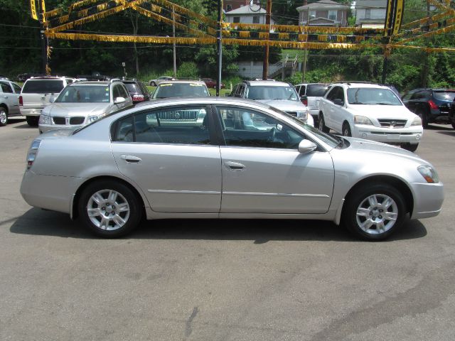 Nissan Altima 2005 photo 4