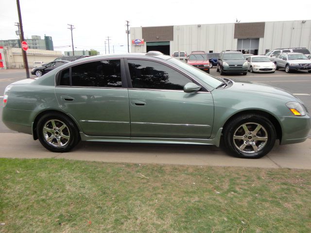 Nissan Altima 2005 photo 6