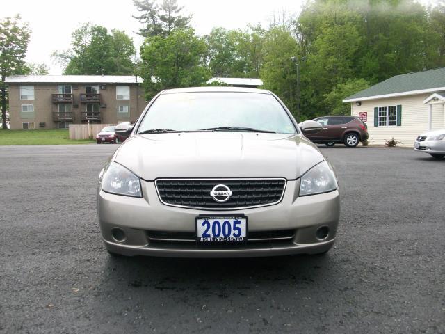 Nissan Altima 2005 photo 1