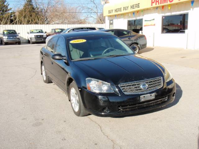 Nissan Altima 2005 photo 1