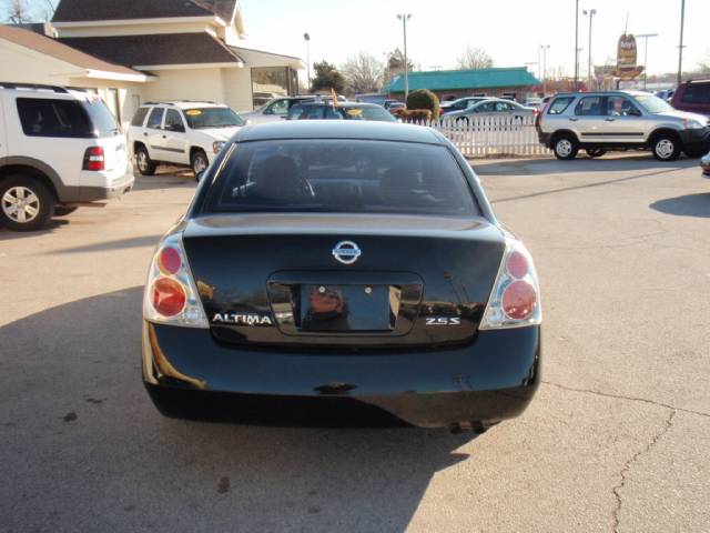 Nissan Altima 2005 photo 4